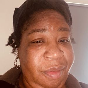 Meet your Posher, Eva